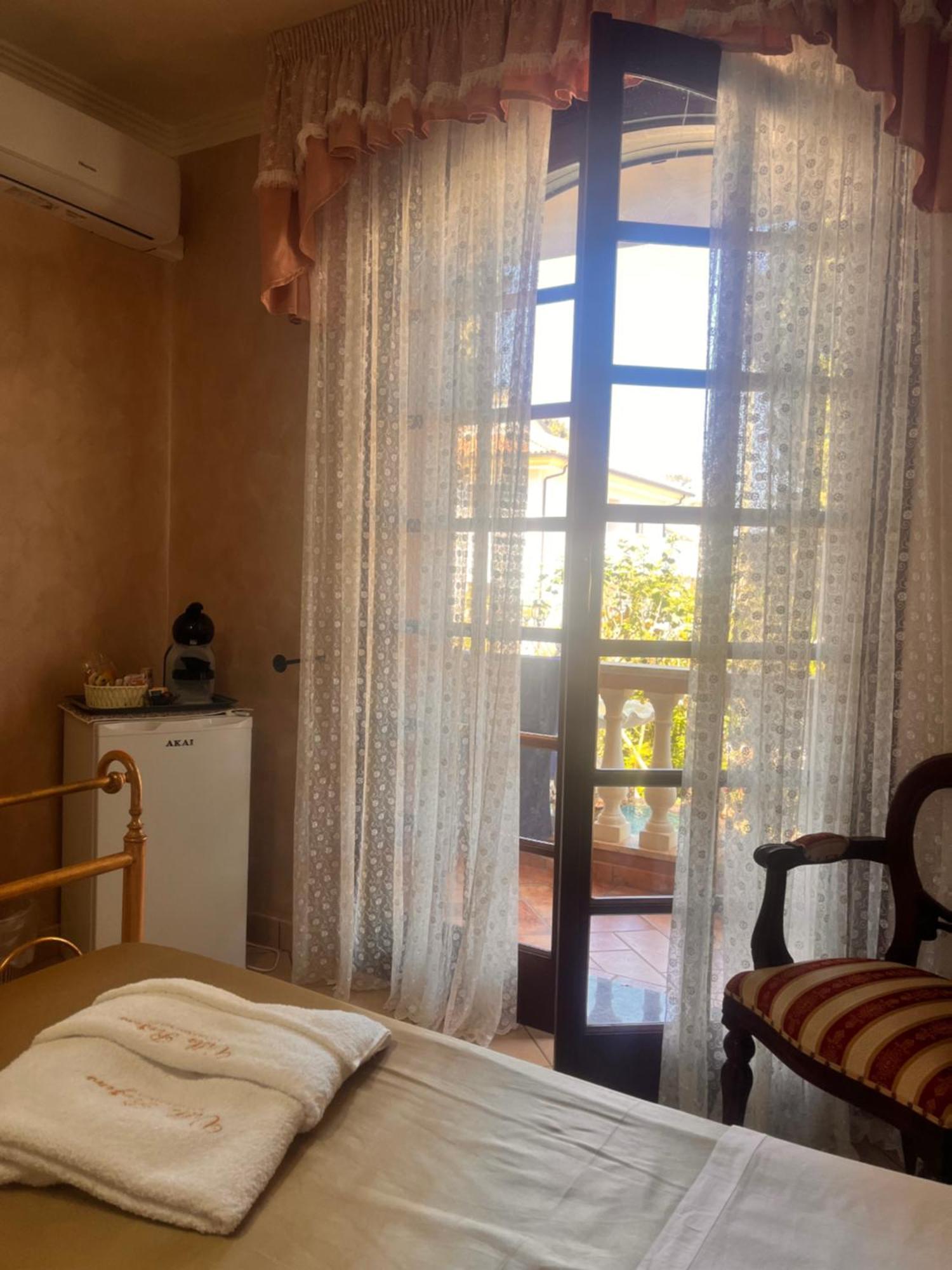 B&B Villa Regina Санта-Доменіка Екстер'єр фото
